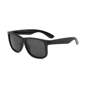 Classic black square polarized sunglasses for men and women driving and outdoor cycling