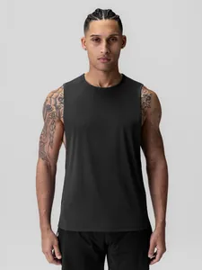 Débardeur de sport homme en mesh noir à séchage rapide pour le fitness et basket.