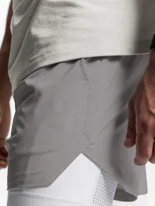 Short de course double couche professionnel pour hommes avec doublure en mesh respirant