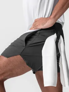 Pantaloncini sportivi da uomo a rete traspirante con passante per asciugamano da allenamento