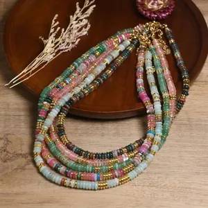 Collana di Perline in Pietra Naturale Bohemian Fatta a Mano Choker Regolabile per Donna Elegante Gioiello Squisito