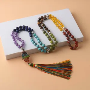 Collar Mala 108 cuentas de piedras naturales con borla y mano de Fátima