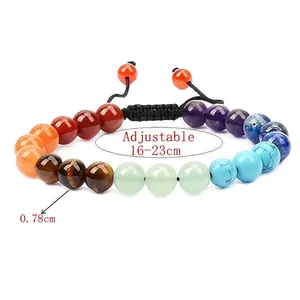 Detailopname van 7 chakra helende kristallen kralen met verstelbaar 16-23 cm koord