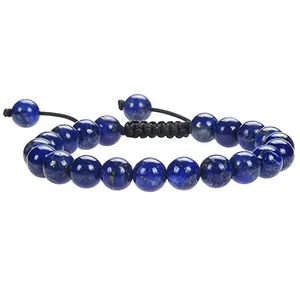 Detailweergave van 8 mm blauwe lapis lazuli edelsteenkralen op verstelbaar koord