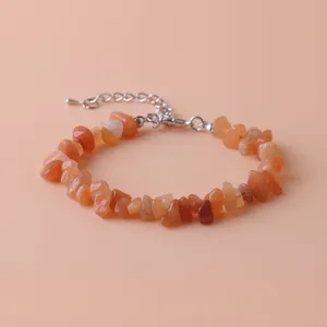 Bracelet en pierres naturelles concassées orange avec fermoir mousqueton et rallonge