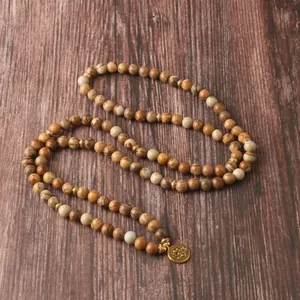Collier mala en pierre impériale à 108 perles avec pendentif lotus méditation