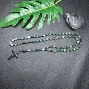 Natuursteen rozenkrans ketting met mosagaat, hematiet en kruis hanger voor heren.