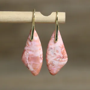 Pendientes vintage de piedra natural veteada rosa y oro