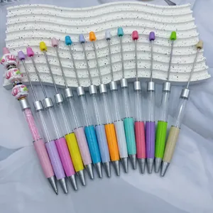 Juego de bolígrafos para abalorios DIY de colores con tubos vacíos para manualidades.
