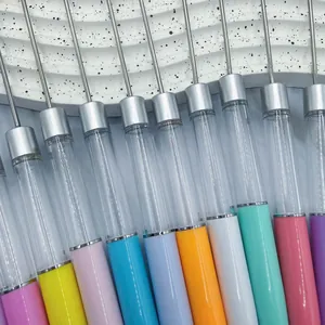 Juego de bolígrafos de cuentas DIY de colores con tubos vacíos transparentes para cuentas