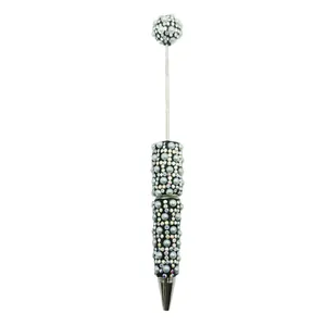 Eleganter Kugelschreiber mit Perlen und Strasssteinen und silbernem Metallschaft