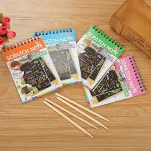 Set di blocchetti per graffi colorati per bambini con stili in bambù per il fai da te