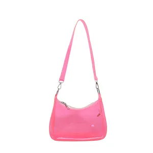 Stilvolle neonrosa transparente PVC-Unterarm-Schultertasche für Damen mit verstellbarem Gurt