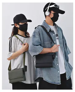 Bolsos de hombro cuadrados minimalistas informales mostrados en modelos masculinos y femeninos