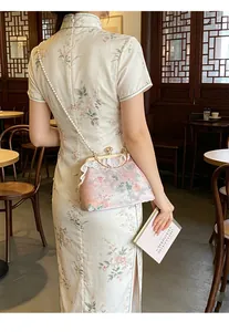 Elegante bolso de mano floral vintage con correa de perlas y encaje para cheongsam