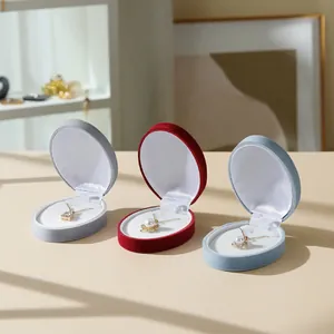 Portable Flocked Velvet Jewelry Box Oval Jewelry Storage Case For Rings Necklaces Pendants Elegant Gift Packaging Organizer