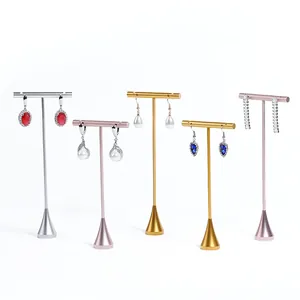 Set mit fünf eleganten T-Bar-Ohrringständern aus Metall für Einzelhandel und Lagerung