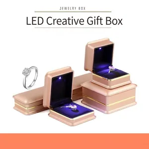 Luxury LED Light Jewelry Box Gold Trim Velvet Interior Ring Pendant Necklace Bracelet Display Organizer Case Engagement Wedding Gift Case