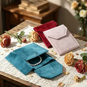 Elegante Schmuckbeutel aus Samt für Perlenketten, perfekt als Geschenkverpackung geeignet