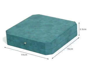 Teal octagonal jewelry box for pearl necklaces showing dimensions 19cm x 19cm x 3.5cm