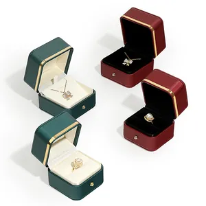 Scatole per gioielli di lusso in pelle PU con bordo dorato per anelli e collane box