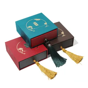 Retro Chinese style jewelry boxes with tassels for bracelets and necklaces