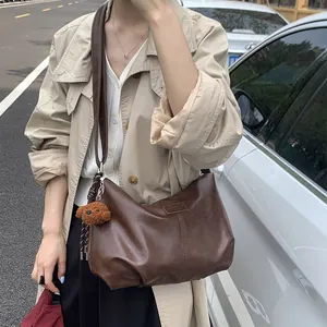 Retro Pleated PU Leather Shoulder Bag Large Capacity Vintage Underarm Tote Bag For Women College Student Casual Commuter Handbag