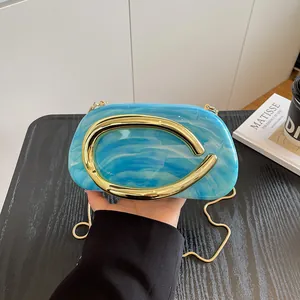 Women Marble Pattern Evening Clutch Bag Mini Circular Handbag Gold C-Handle Metal Chain Shoulder Crossbody Bag Wedding Accessory