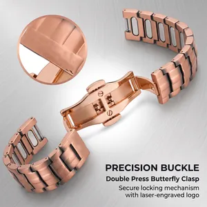 Gros plan sur la boucle déployante papillon en or rose d'un bracelet magnétique