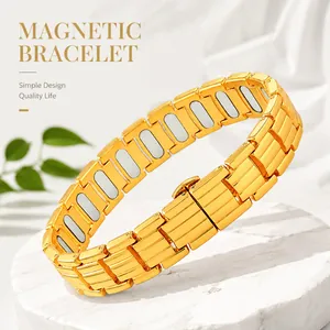 Détail d'un bracelet en pierre magnétique dorée de qualité avec un système de boucle amélioré