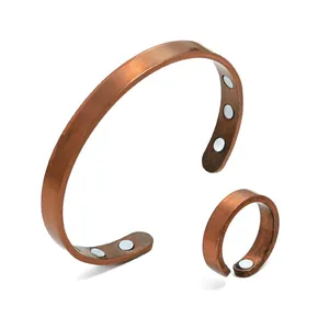 Magnetarmband und Ring Set aus antikem Kupfer mit therapeutischen Magneten für Mode