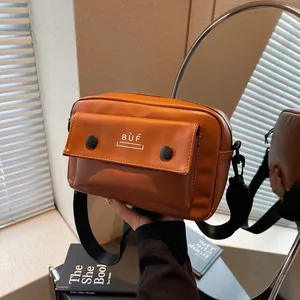 Bolso Bandolera Retro de Cuero PU para Mujer Bolso Cuadrado Pequeño Simple Bolso de Hombro para Teléfono con Bolsillo de Solapa
