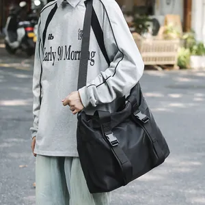 Vielseitige schwarze Nylon-Reisetasche mit großem Fassungsvermögen für Fitness und Sport