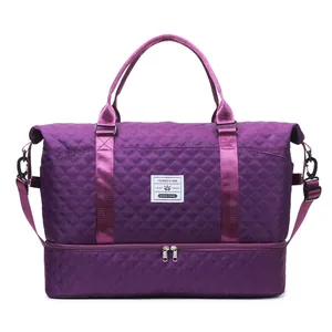 Detailed view of the purple quilted sports travel bag with independent shoe compartment