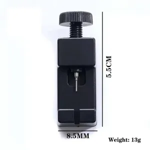 Detaillierte Ansicht des Uhren-Gliederentferners, 5,5 cm Höhe und 8,5 mm Breite