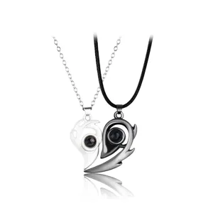 Magnetic heart shaped couples necklace with 100 languages I love you projection stone