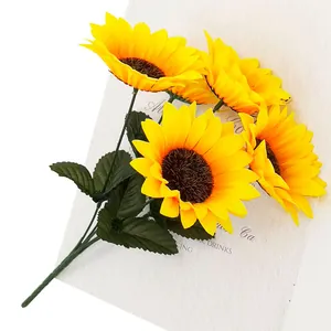 Strauß lebendiger künstlicher Sonnenblumen für Heimdeko und Gartenarrangements