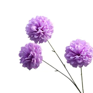 Realistische violette künstliche Ball-Chrysanthemen mit 3 Köpfen für Hochzeitsdeko.