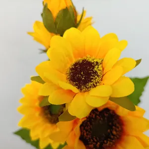 Ramo de girasoles artificiales amarillos para decoración de mesa de sala de lujo