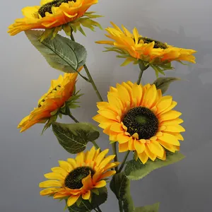 Realistische künstliche Sonnenblumen mit fünf Köpfen für Heim- und Hochzeitsdekoration