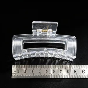 Detailaufnahme einer transparenten PC-Haarklammer-Basis für DIY-Haar-Accessoires