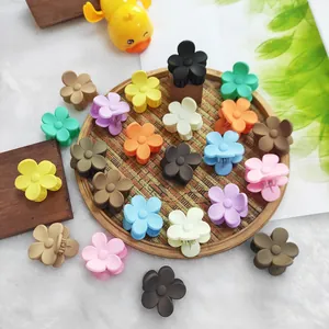 Matte Flower Hair Claw Clips Small Mini Shark Hairpin Maillard Macaron Color Floral Plastic Hair Accessory For Women Girls