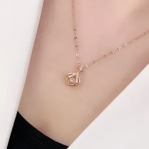 Collier Pendentif Pochon en Acier Titane avec Pierre Dansante pour Femmes Or Rose Minimaliste Bijoux en Strass