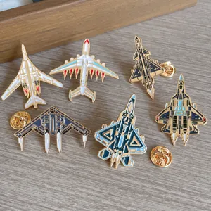 Zinklegierung Emaille Flugzeug Kampfjet Brosche Anstecknadel Militär Flugzeugmodell Abzeichen Schmuck Für Herren Damen Rucksack Kleidung Zubehör