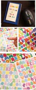 Detailansicht bunter 3D-Alphabet-Aufkleber für wasserfeste DIY-Journaling-Bastelarbeiten