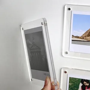 Hochwertiger transparenter Acryl-Magnet-Fotorahmen für Polaroid-Karten und Kühlschrank