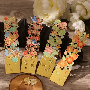 Creative Hollow Metal Bookmark Traditional Chinese Floral Pattern Enamel Pendant Bookmark for Reading Student Gift W883