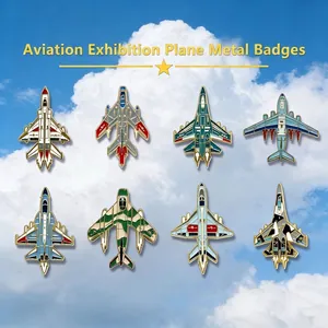 Metall Kampfjet Abzeichen Pin Flugzeug Brosche Militär Emaille Pin Für Rucksack Bekleidungszubehör J-11 Jäger Flugzeug Reversnadel Geschenk