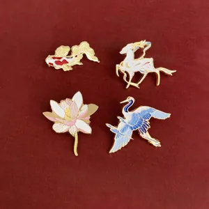 Vintage Chinese Style Alloy Lacquered Brooch Crane Koi Deer Lotus Badge Pin National Tide Cloisonne Jewelry For Women Men Gift
