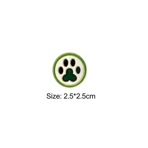 Insigne mignon en émail avec empreinte de patte, broche en métal minimaliste de 2,5 cm
